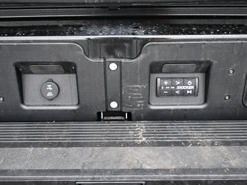 Used 2025 GMC Sierra 1500 Denali w/ Denali Reserve Package image 12