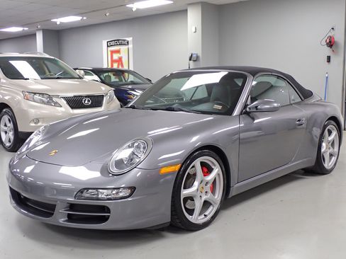 Used 2006 Porsche 911 Carrera S image 4