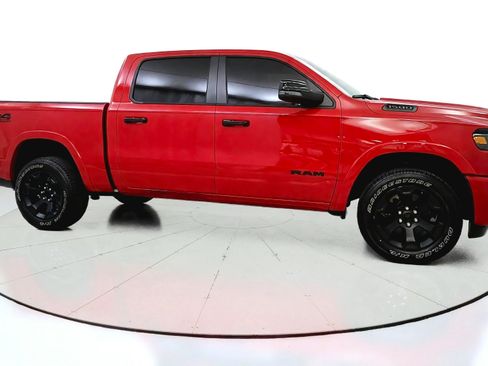 Used 2025 RAM 1500 Big Horn AWD/4WD image 8