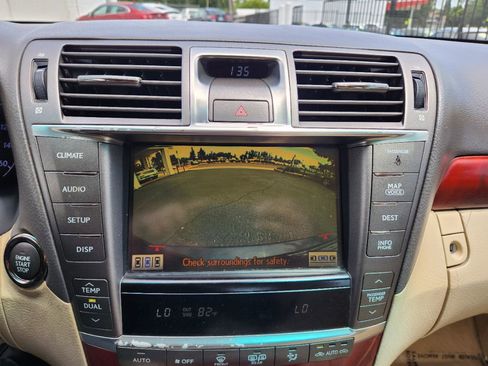 Used 2010 Lexus LS 460 RWD image 18