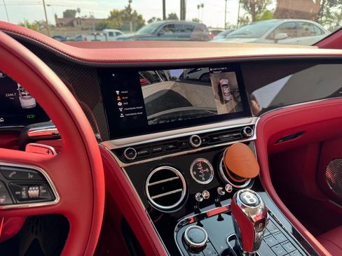 Used 2022 Bentley Continental GT Speed image 18