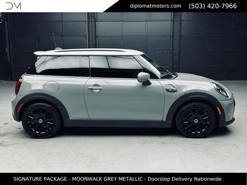 Used 2023 MINI Cooper SE FWD image 8