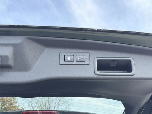 New 2026 Subaru Outback Premium image 16