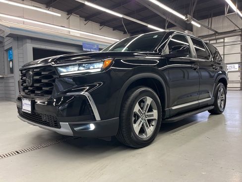 Used 2023 Honda Pilot EX-L image 3