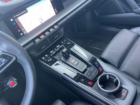 Used 2025 Porsche 911 Carrera image 33