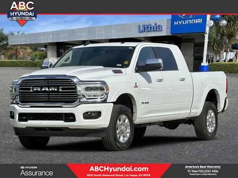 Used 2022 RAM 2500 Laramie AWD/4WD image 1