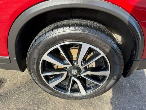 Used 2020 Nissan Rogue SL w/ Premium Package image 5