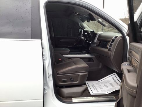 Used 2025 RAM 3500 Longhorn image 29