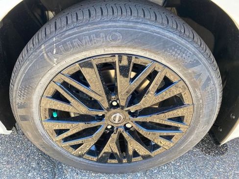 New 2025 Nissan Altima 2.5 SV w/ SV Special Edition Package image 24