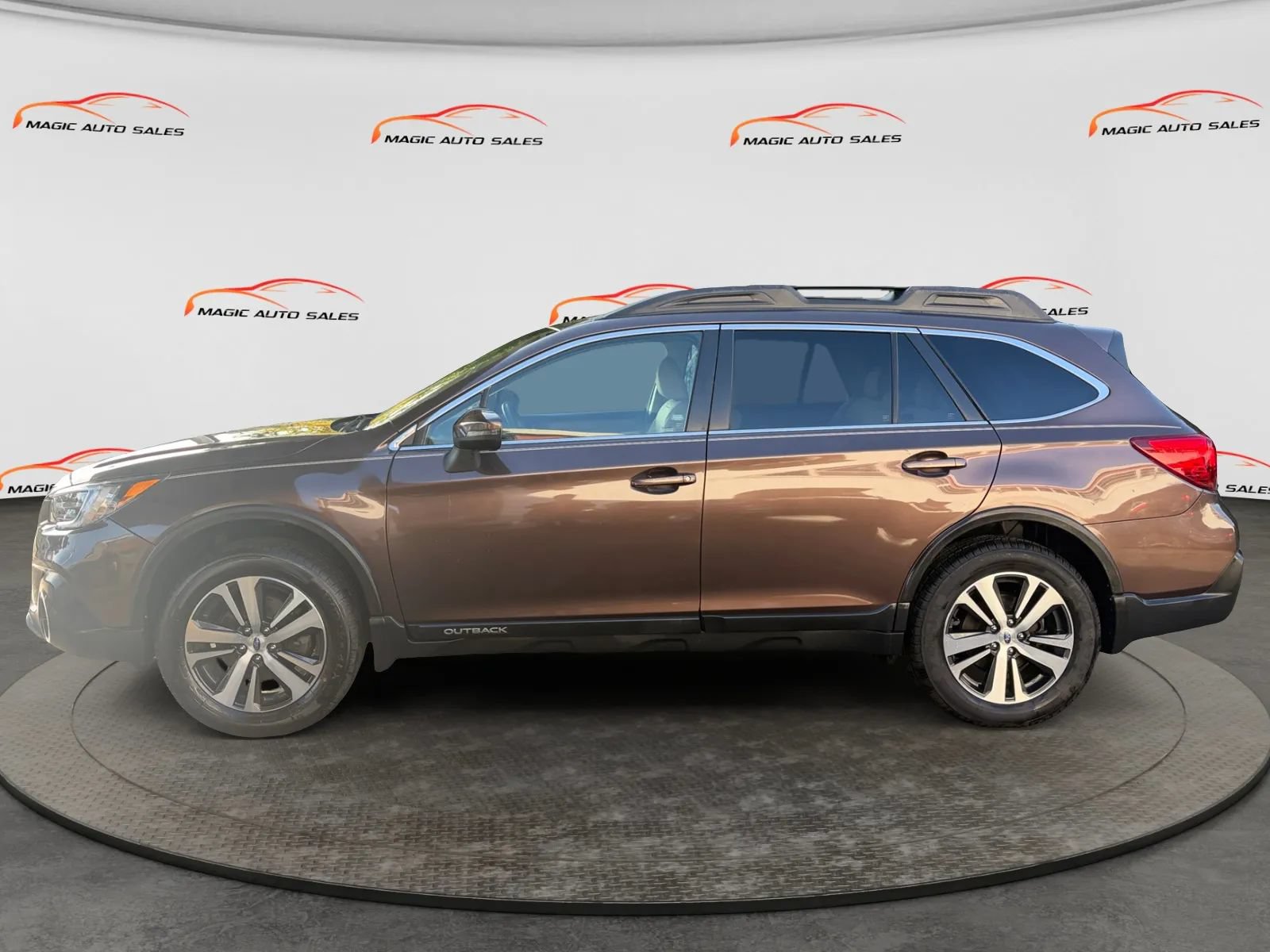 Used 2019 Subaru Outback 2.5i Limited w/ Protection Package #1 AWD/4WD image 7