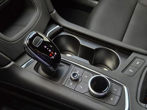 New 2026 Cadillac XT5 Sportv w/ LPO, Floor Liner Package image 23