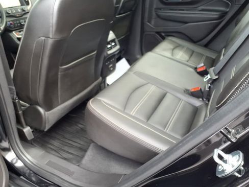 Used 2024 GMC Terrain Denali w/ Black Diamond Edition AWD/4WD image 21