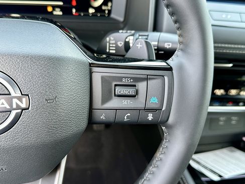 New 2026 Nissan Rogue Platinum image 26