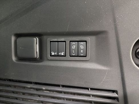 New 2025 Chevrolet Tahoe Premier image 21