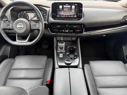 Used 2023 Nissan Rogue SL w/ SL Premium Package image 11