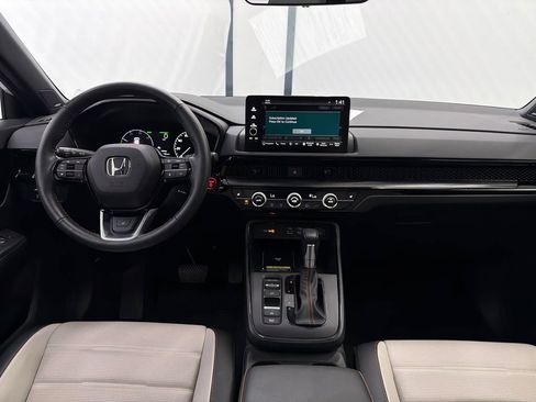 Used 2024 Honda CR-V Sport Touring image 25