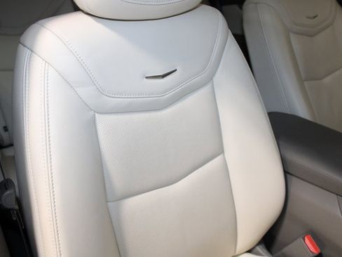 Certified 2022 Cadillac XT5 Premium Luxury image 32