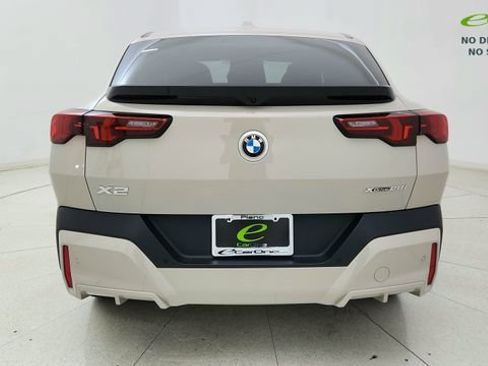 Used 2026 BMW X2 xDrive28i AWD/4WD image 5