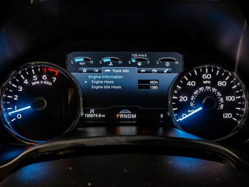 Used 2018 Ford F150 Platinum w/ Equipment Group 701A Luxury image 19