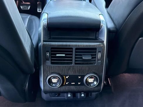 Used 2019 Land Rover Range Rover Sport Supercharged AWD/4WD image 40