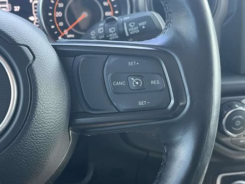 Used 2022 Jeep Wrangler Unlimited Sport AWD/4WD image 27