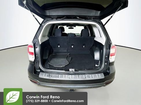 Used 2017 Subaru Forester 2.5i Premium image 24