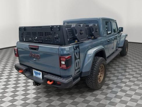 Used 2025 Jeep Gladiator Mojave AWD/4WD image 4
