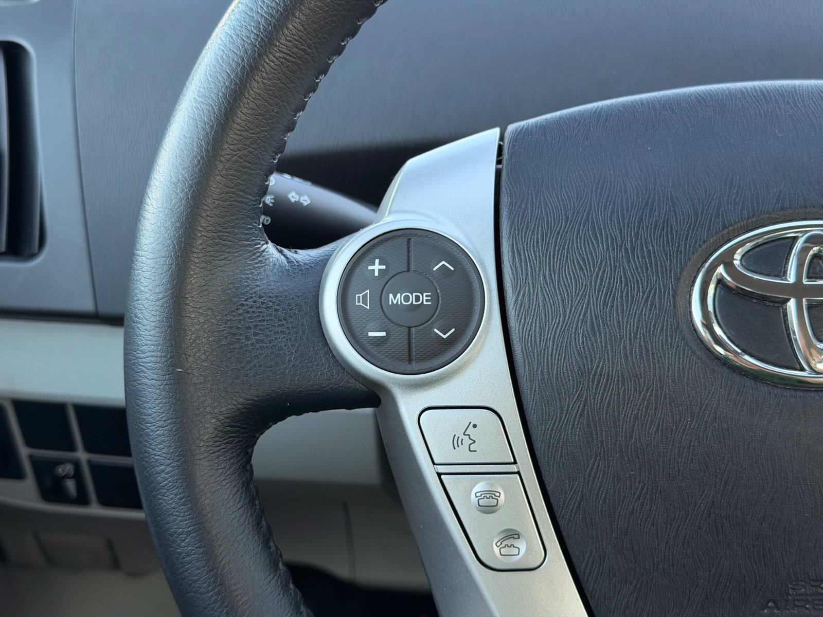 Used 2013 Toyota Prius Four FWD image 30