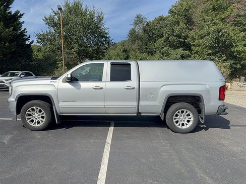 Used 2016 GMC Sierra 1500 SLE w/ SLE Value Package AWD/4WD image 2