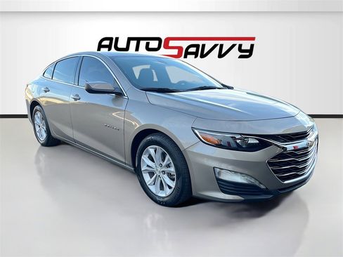 Used 2022 Chevrolet Malibu LT image 1