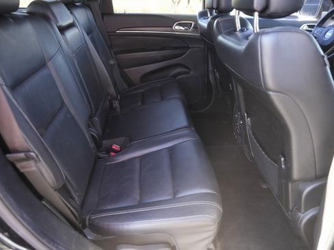 Used 2014 Jeep Grand Cherokee Limited image 15