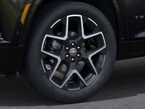 New 2026 Chevrolet Traverse High Country image 9