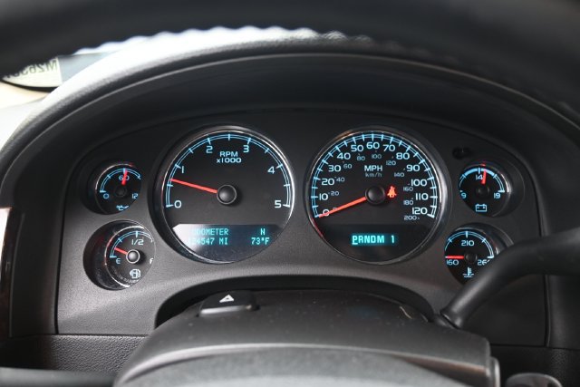 Used 2014 GMC Sierra 2500 Denali w/ Snow Plow Prep Package AWD/4WD image 29