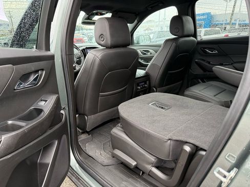 Used 2023 Chevrolet Traverse LT w/ LPO, Floor Liner Package image 30