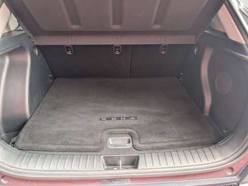 Used 2024 Hyundai Kona Limited FWD image 18
