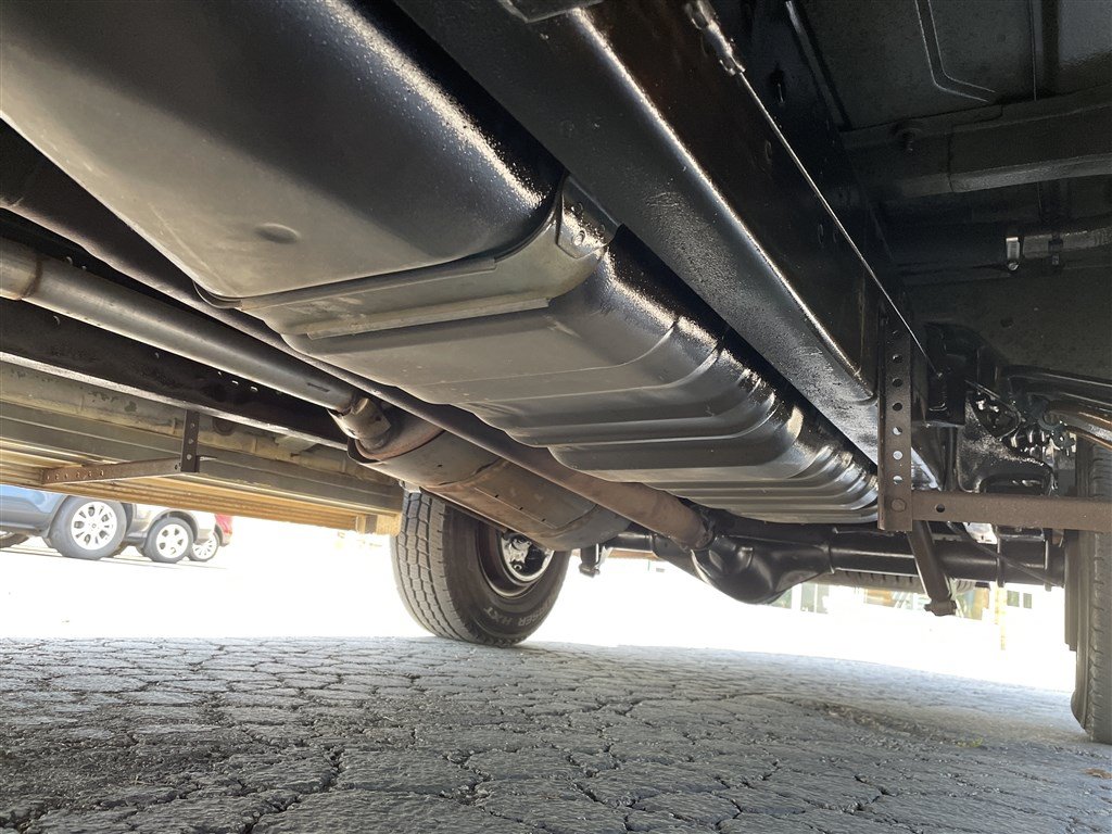 Used 2000 Ford E-350 and Econoline 350 XLT RWD image 25