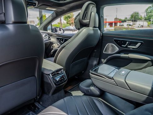 Used 2023 Mercedes-Benz EQS AMG 4MATIC image 20