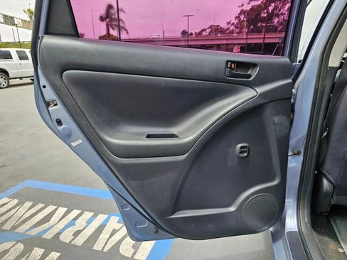 Used 2005 Toyota Matrix image 20