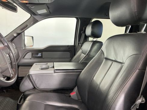 Used 2013 Ford F150 XLT w/ XLT Chrome Pkg image 9