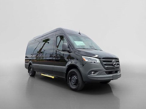 New 2026 Mercedes-Benz Sprinter 2500 image 7