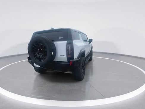 New 2025 GMC Hummer EV 2X image 8
