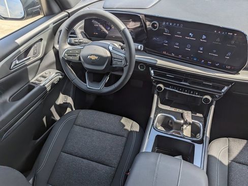 New 2026 Chevrolet Traverse LT image 18