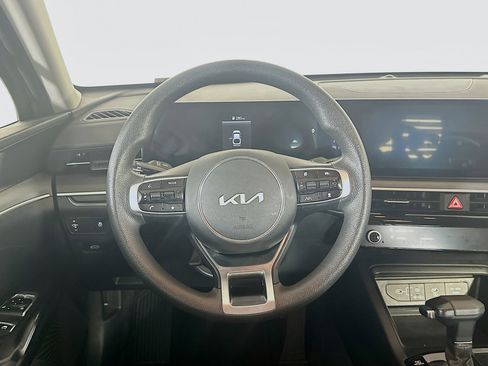 Used 2025 Kia K5 LXS FWD image 18