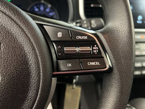 Used 2021 Kia Sportage LX image 17