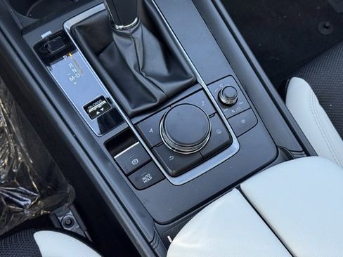 New 2026 MAZDA CX-50 AWD 2.5 S w/ Preferred Pkg image 17