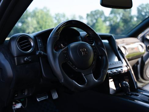 Used 2012 Nissan GT-R Premium AWD/4WD image 23