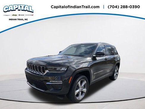 New 2024 Jeep Grand Cherokee Limited AWD/4WD image 1