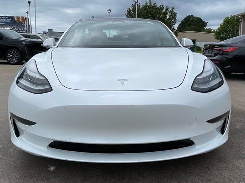 Used 2018 Tesla Model 3 Long Range AWD/4WD image 9