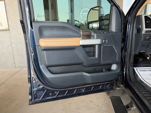 Used 2022 Ford F350 Lariat w/ Lariat Ultimate Package AWD/4WD image 22
