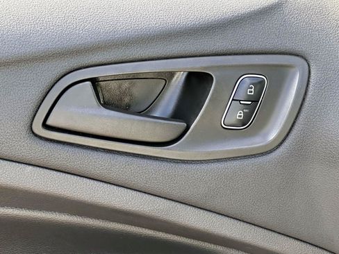 Used 2017 Ford Escape S FWD image 12